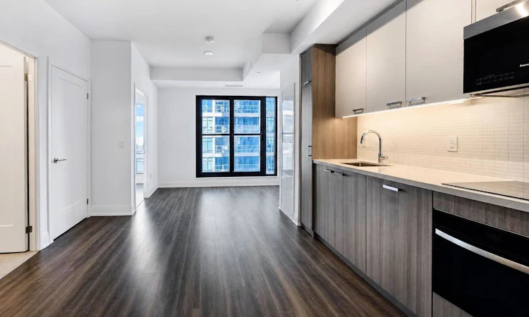 1109-20 Soudan Avenue