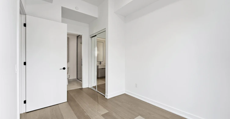 310-91 Montclair Avenue, Toronto, ON, M5P 0B1 - 11