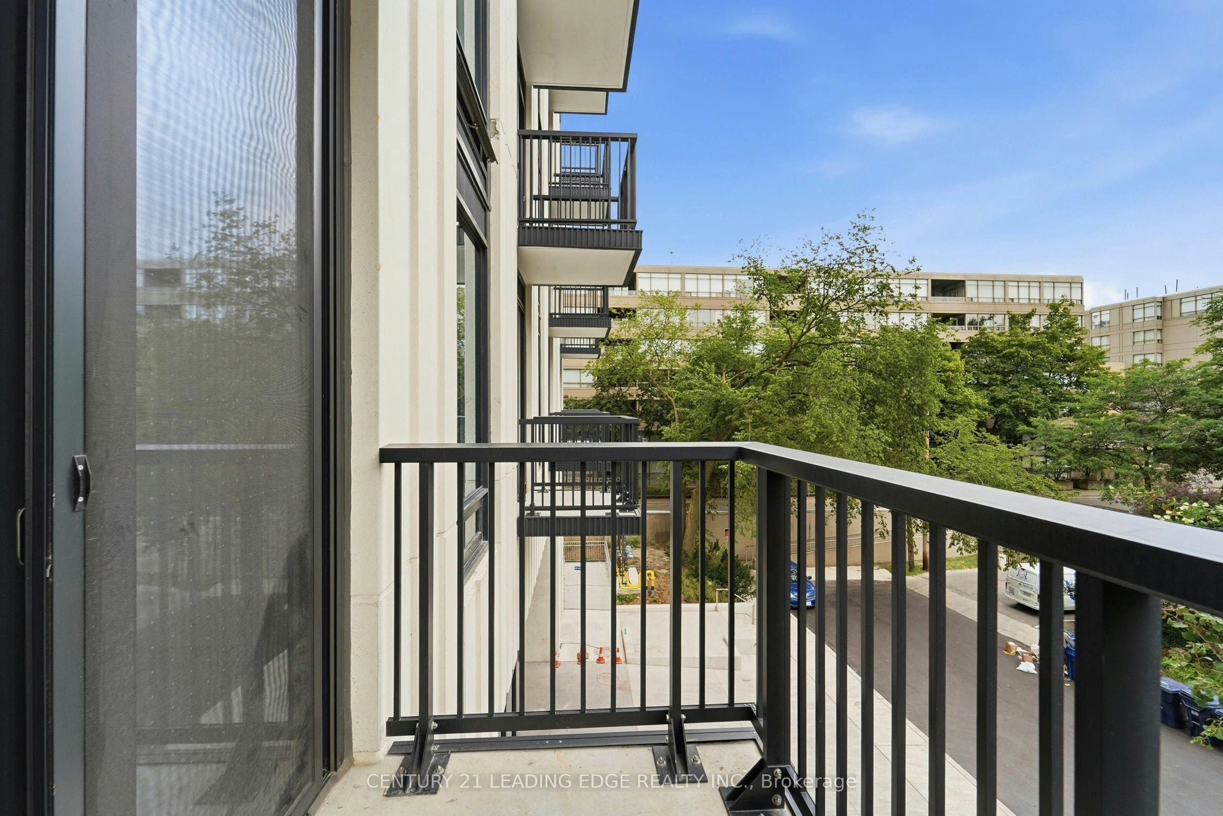 310-91 Montclair Avenue, Toronto, ON, M5P 0B1 - 14