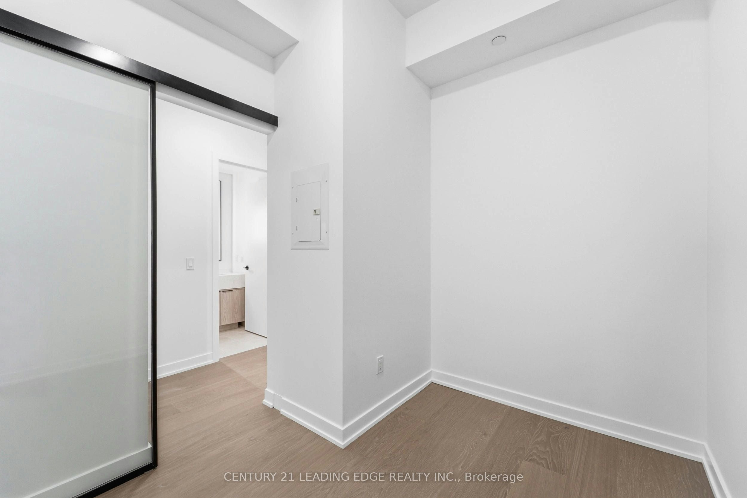 310-91 Montclair Avenue, Toronto, ON, M5P 0B1 - 6