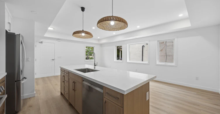 2-91 Barton Avenue, Toronto, ON, M6G 1P7 - 11