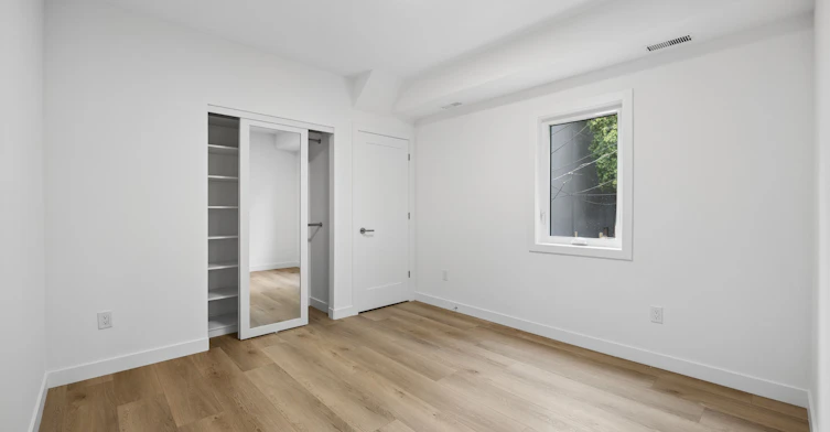 2-91 Barton Avenue, Toronto, ON, M6G 1P7 - 16