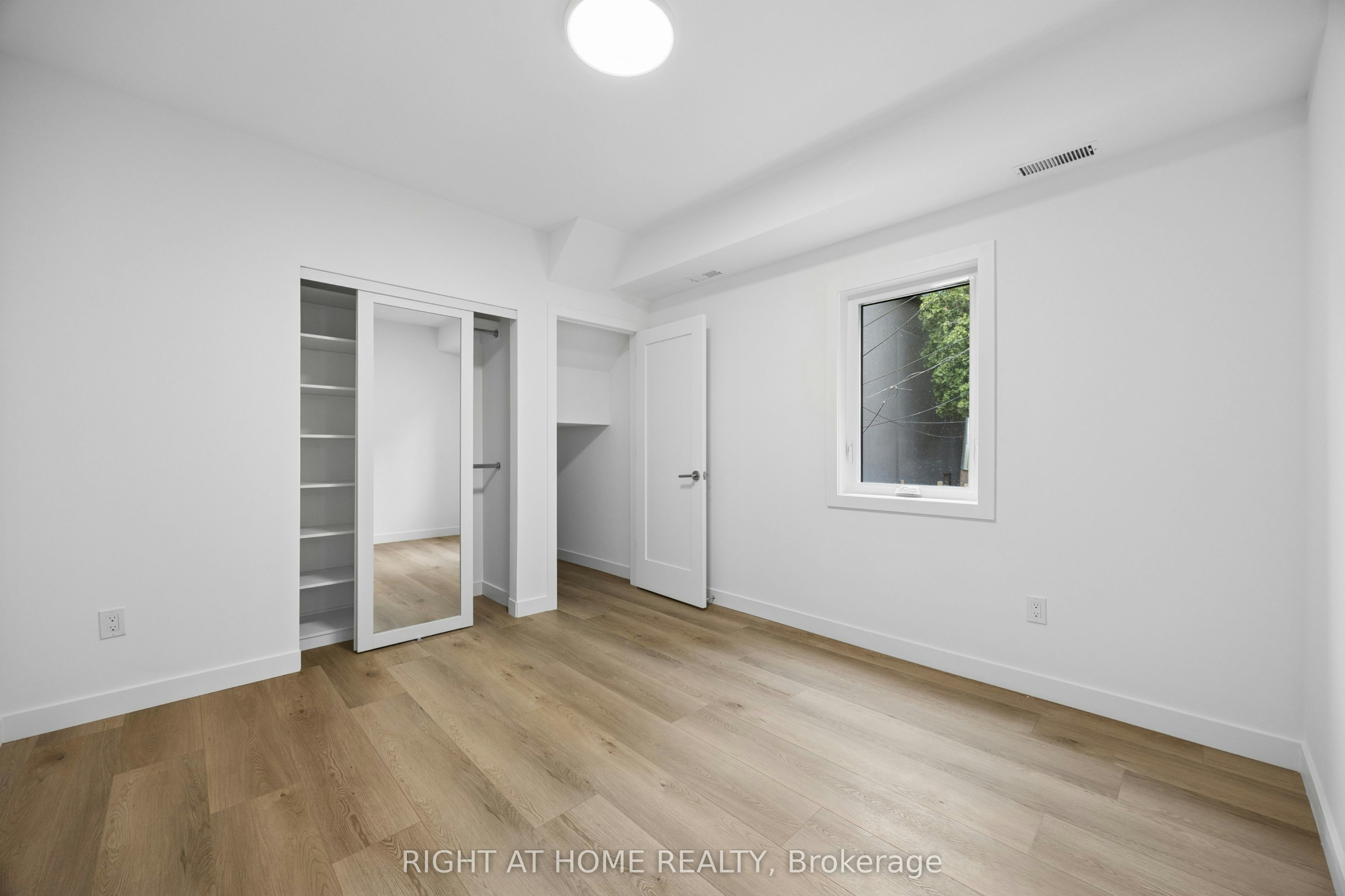2-91 Barton Avenue, Toronto, ON, M6G 1P7 - 20