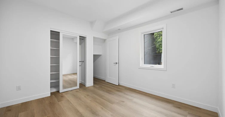2-91 Barton Avenue, Toronto, ON, M6G 1P7 - 20