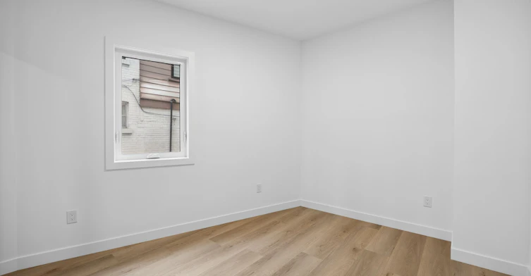 2-91 Barton Avenue, Toronto, ON, M6G 1P7 - 12