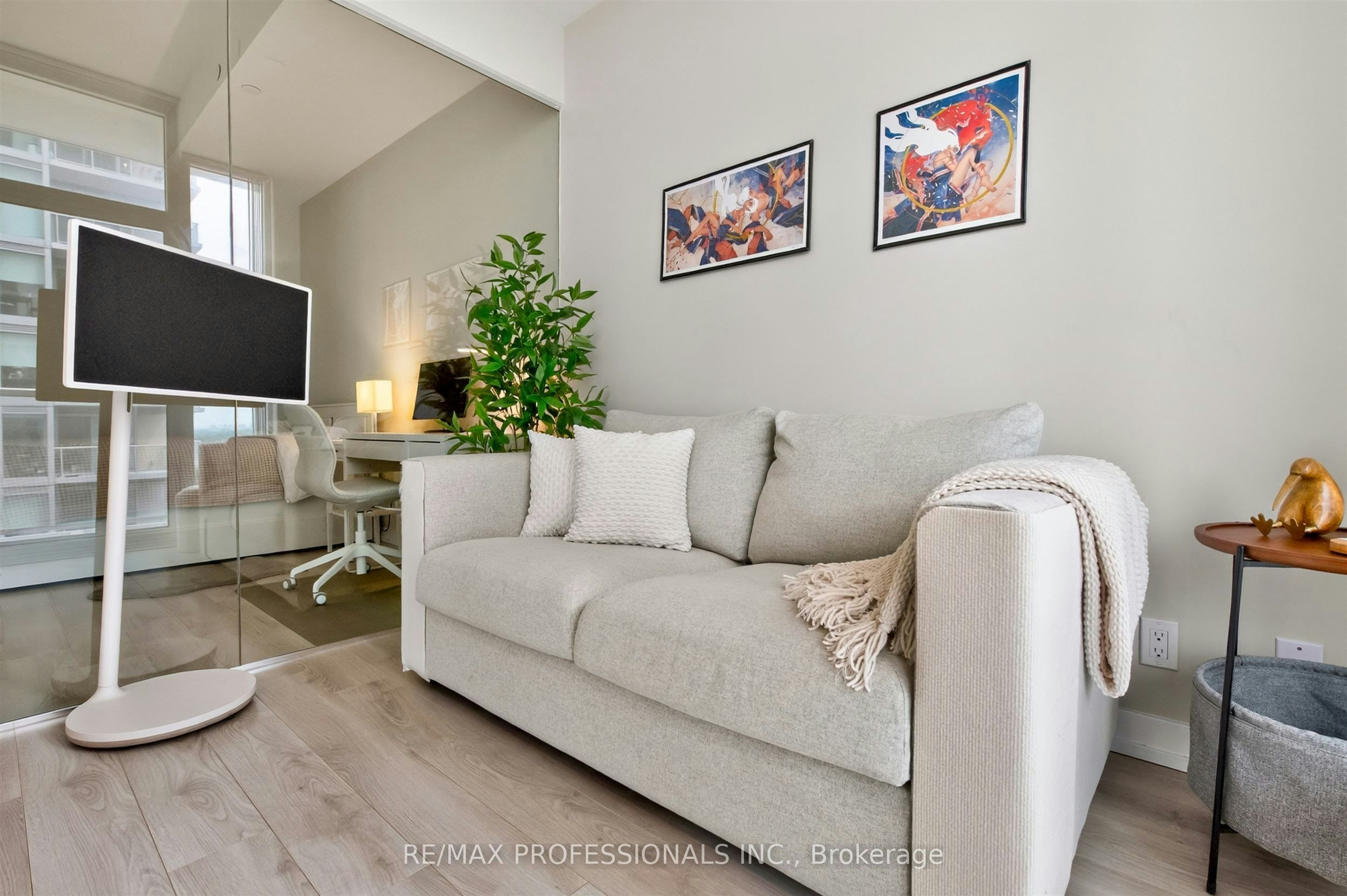 1102-33 Helendale Avenue, Toronto, ON, M4R 0A4 - 18