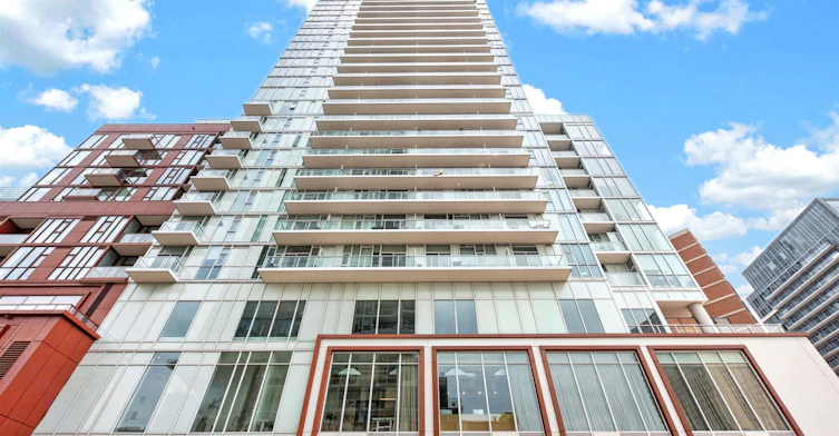 1102-33 Helendale Avenue, Toronto, ON, M4R 0A4 - 3