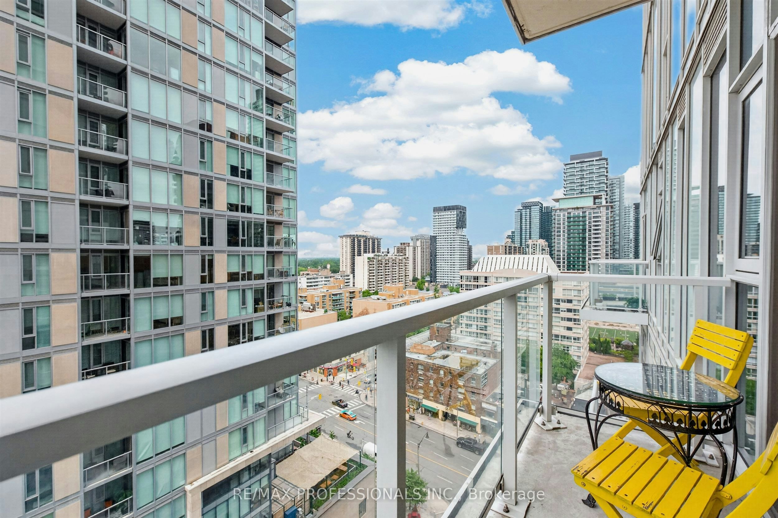 1102-33 Helendale Avenue, Toronto, ON, M4R 0A4 - 27