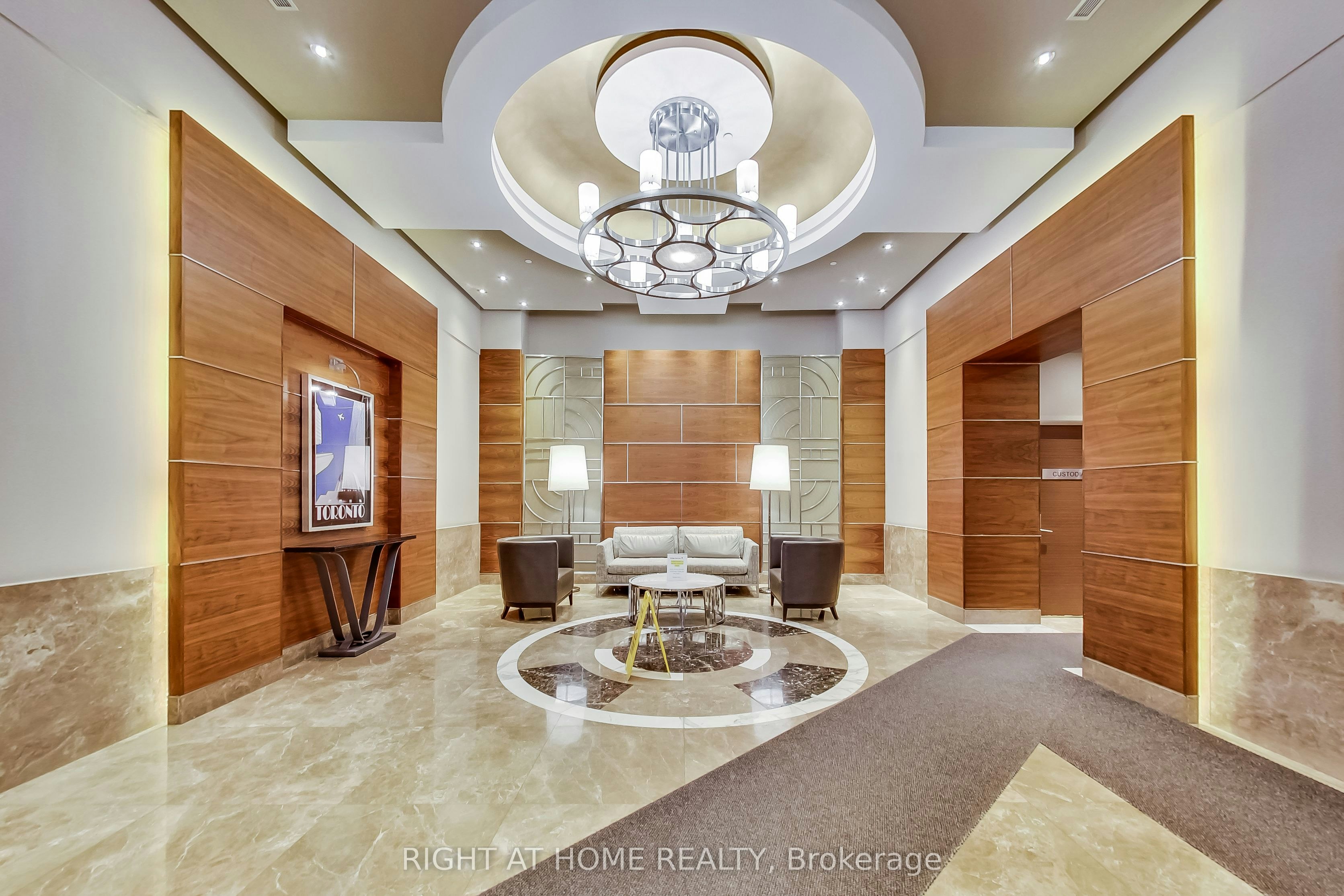 313-761 Bay Street, Toronto, ON, M5G 2R2 - 2