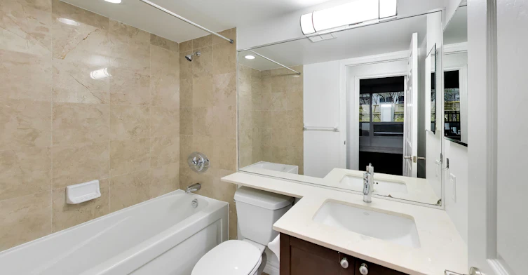 313-761 Bay Street, Toronto, ON, M5G 2R2 - 13