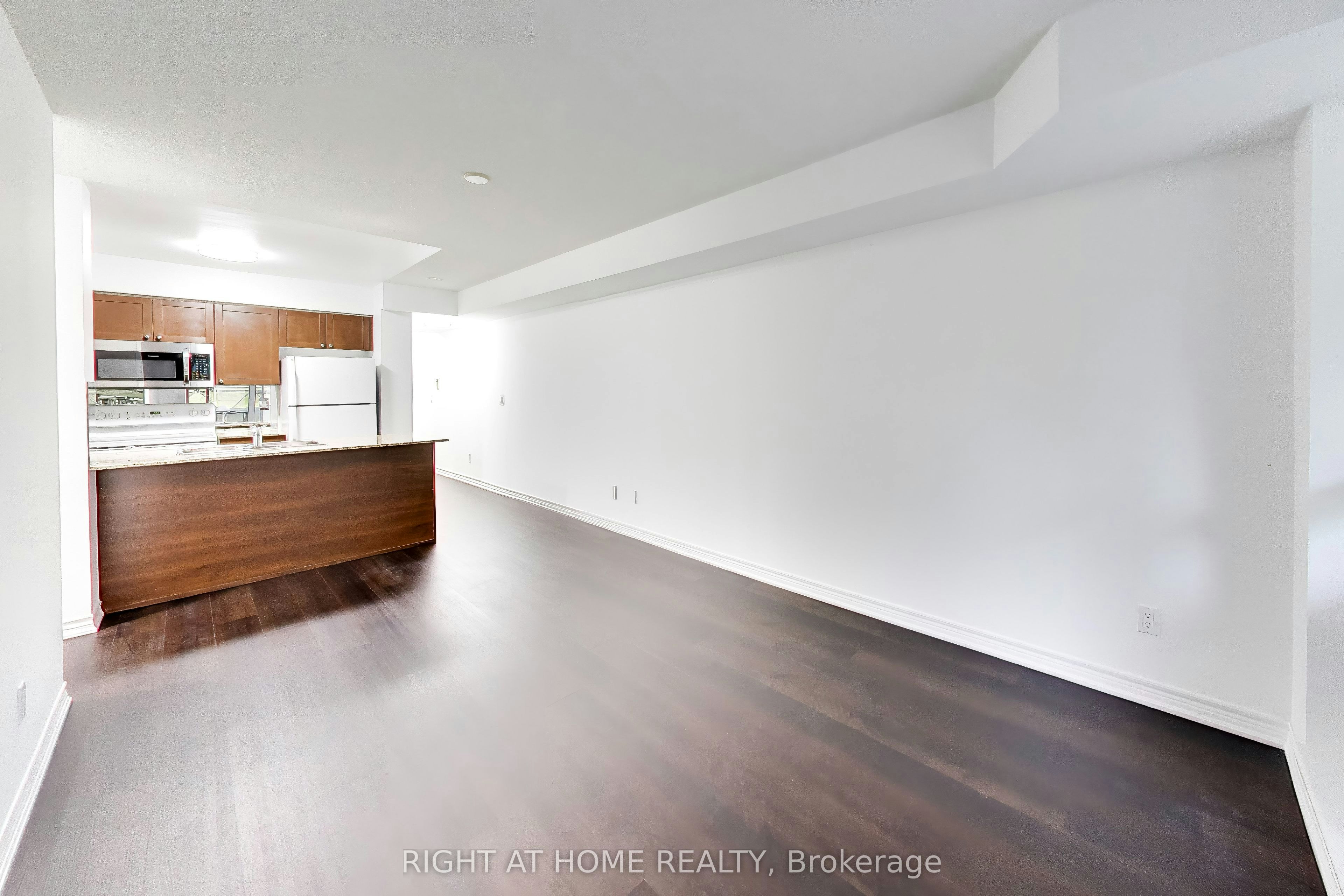 313-761 Bay Street, Toronto, ON, M5G 2R2 - 5