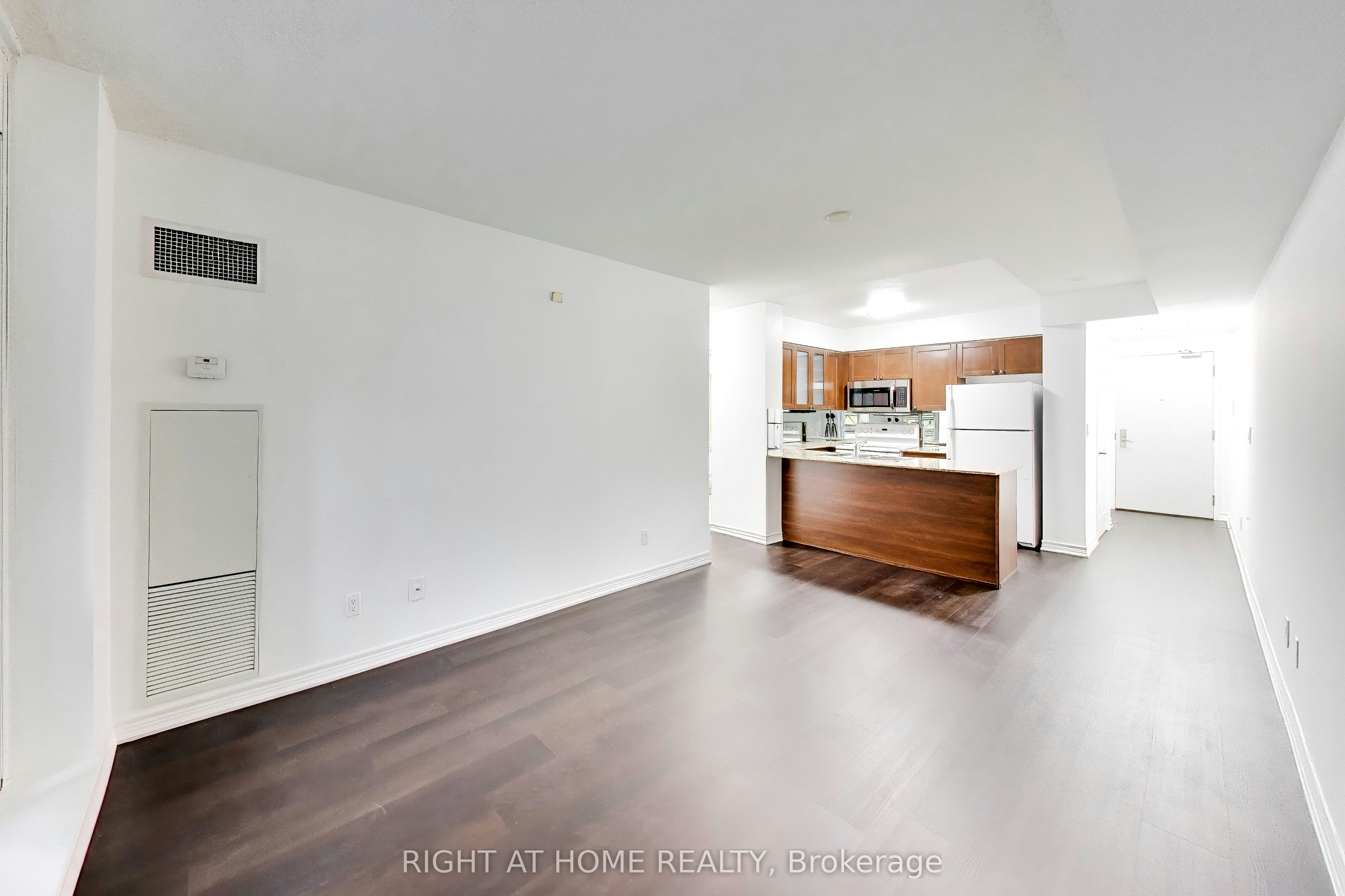 313-761 Bay Street, Toronto, ON, M5G 2R2 - 4