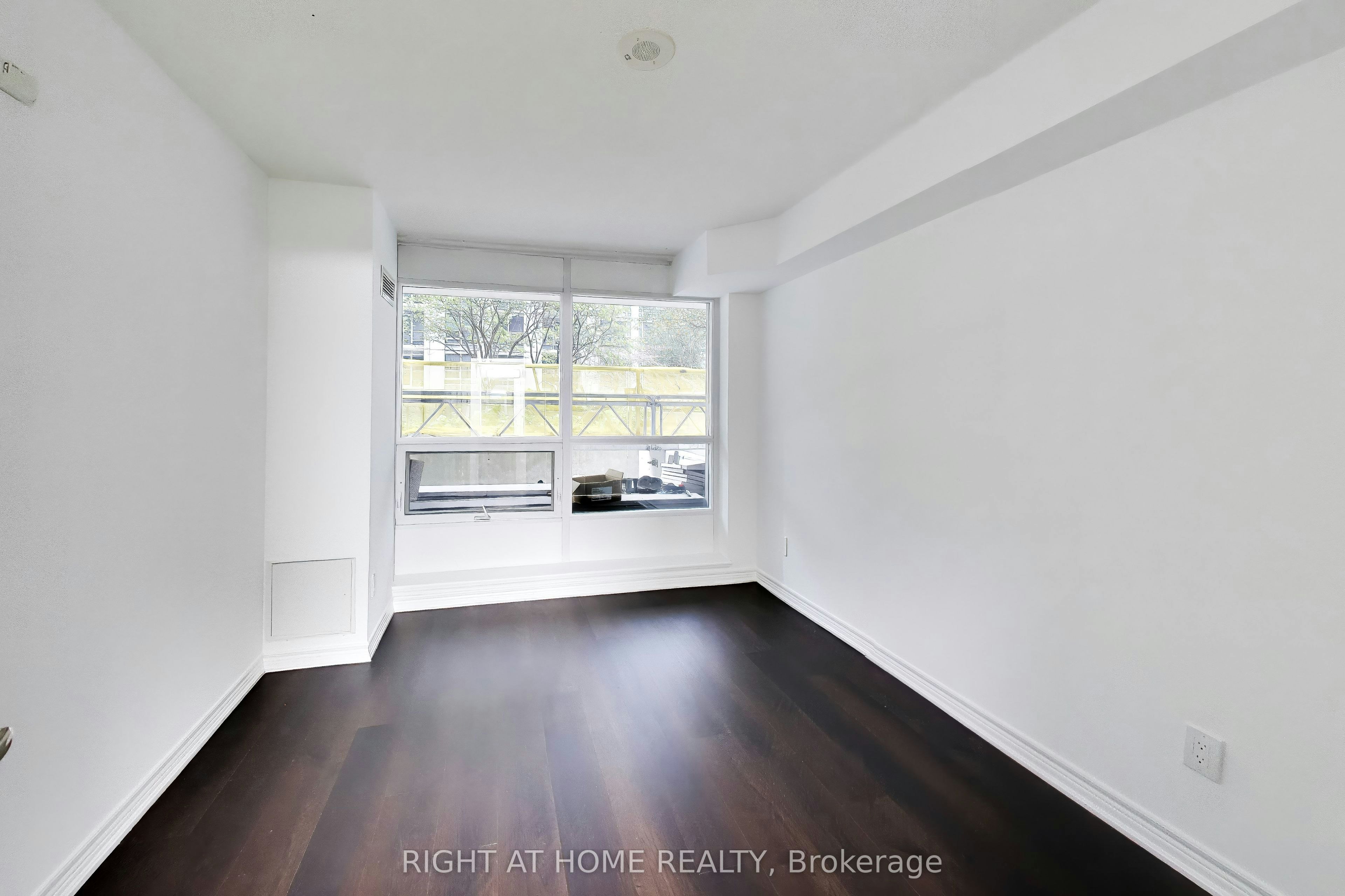 313-761 Bay Street, Toronto, ON, M5G 2R2 - 9