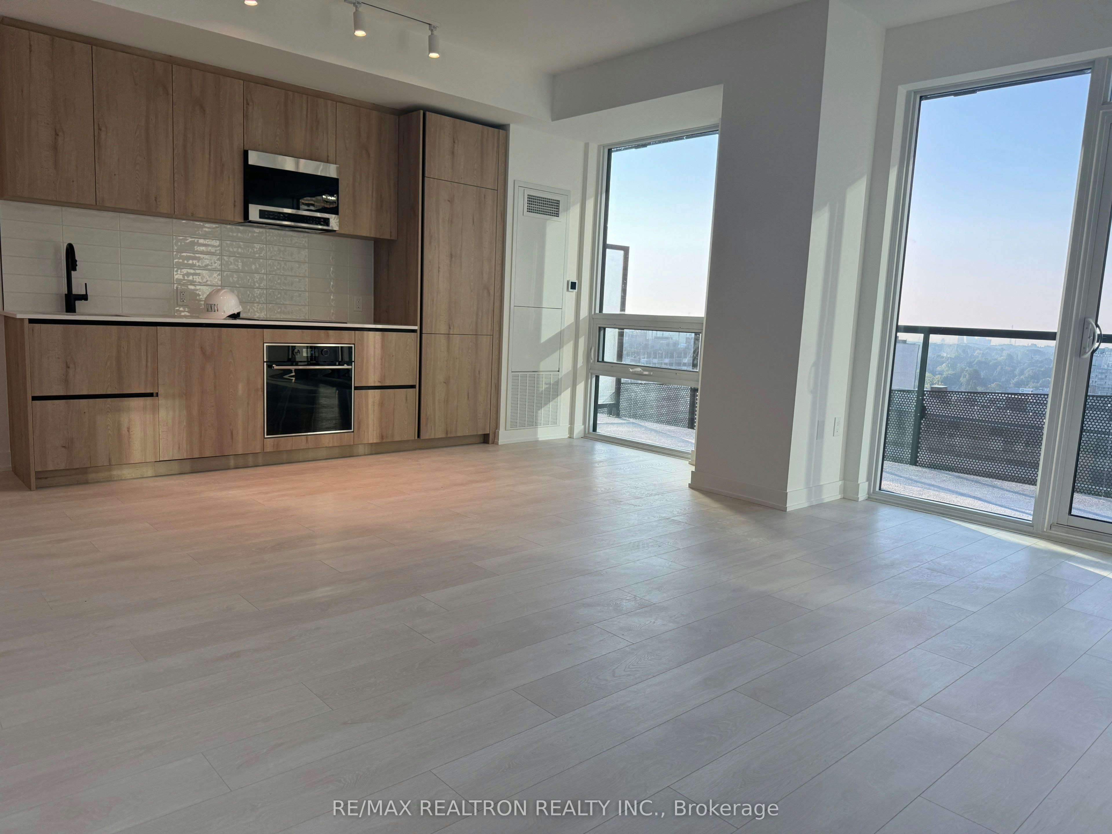 1402-127 Broadway Avenue, Toronto, ON, M4P 1V4 - 7