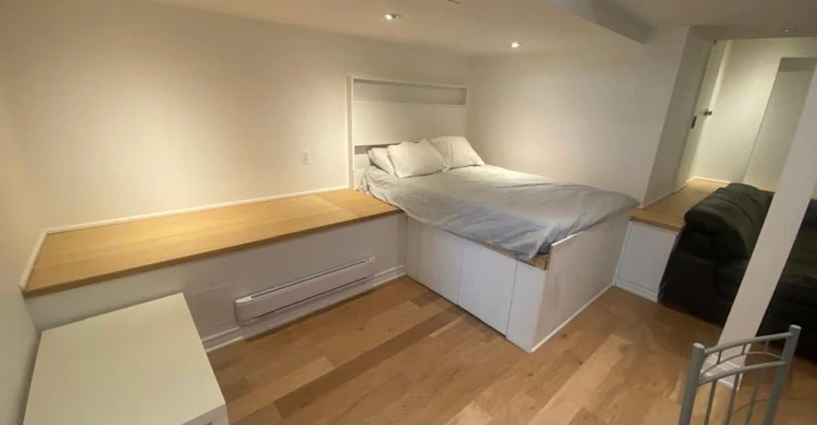 Lower-125 Walmer Road, Toronto, ON, M5R 2X8 - 7