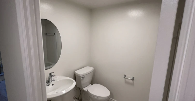 21 Lower Village Gate N/A, Toronto, ON, M5P 3L7 - 26