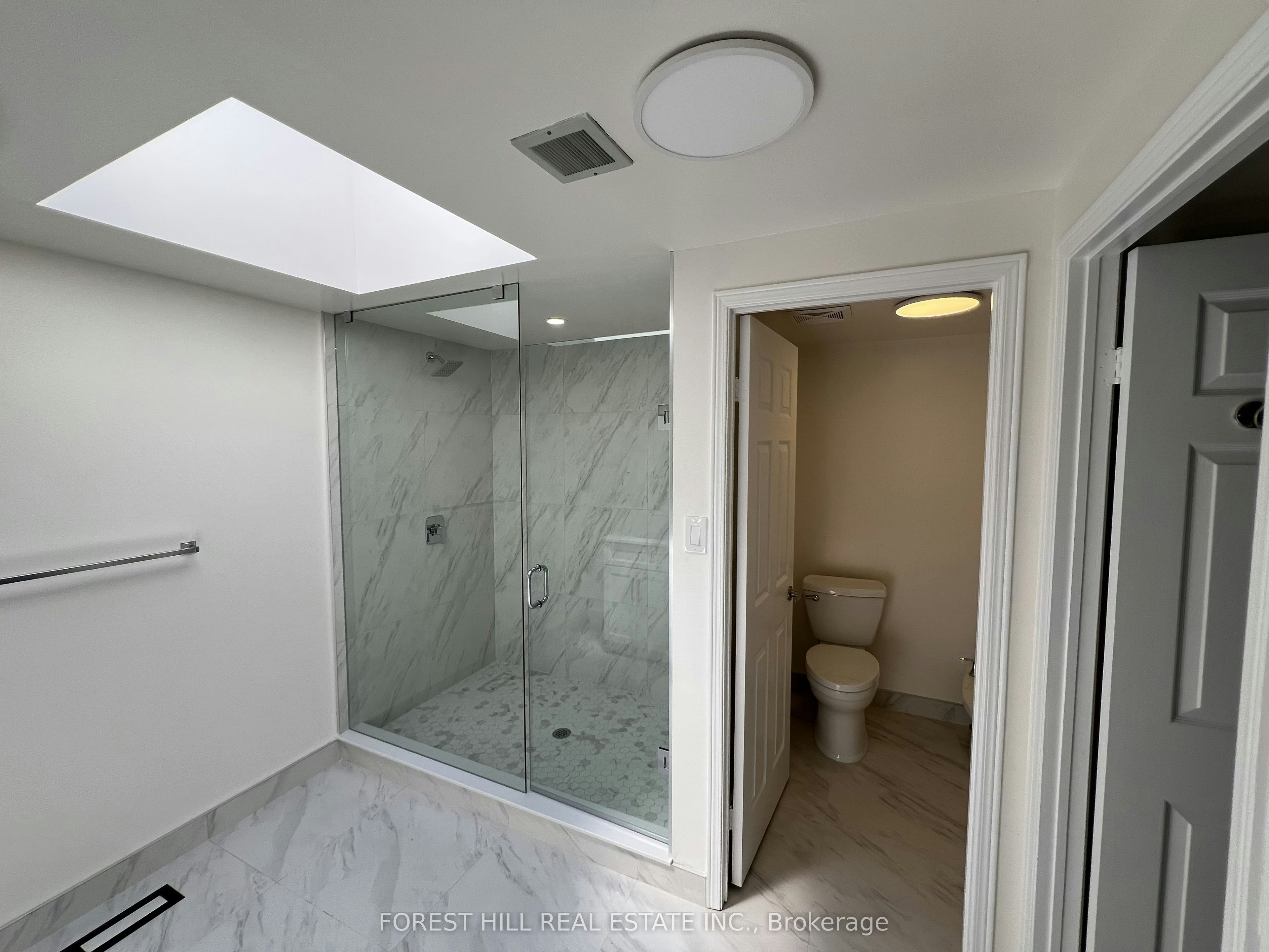 21 Lower Village Gate N/A, Toronto, ON, M5P 3L7 - 13