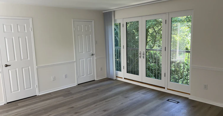 21 Lower Village Gate N/A, Toronto, ON, M5P 3L7 - 11