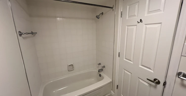 21 Lower Village Gate N/A, Toronto, ON, M5P 3L7 - 27