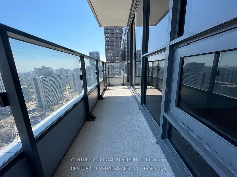 2510-395 Bloor Street, Toronto, ON, M4W 0B4 - 9