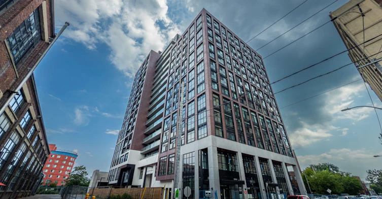 1408-181 Sterling Road, Toronto, ON, M6R 2B2 - 2
