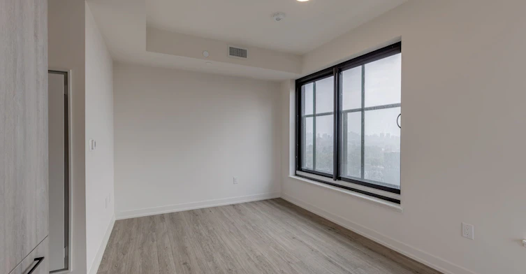 1408-181 Sterling Road, Toronto, ON, M6R 2B2 - 14