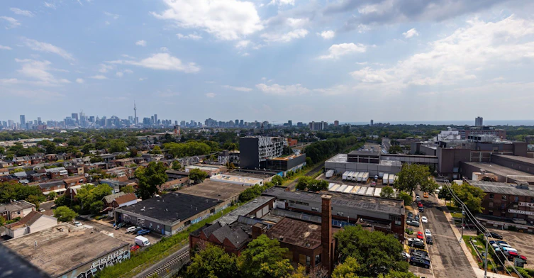 1408-181 Sterling Road, Toronto, ON, M6R 2B2 - 25