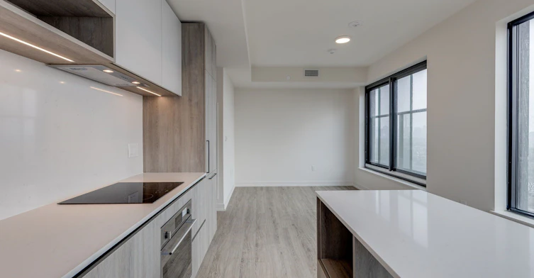 1408-181 Sterling Road, Toronto, ON, M6R 2B2 - 12