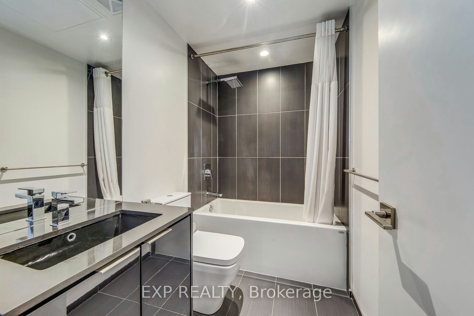 309-70 Temperance Street, Toronto, ON, M5H 4E8 - 23