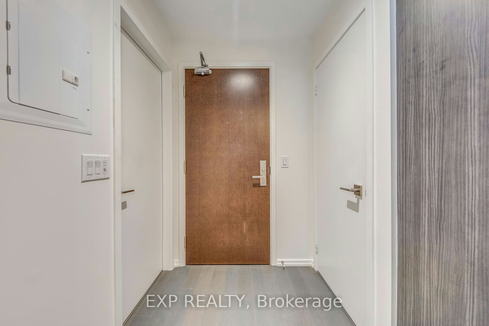 309-70 Temperance Street, Toronto, ON, M5H 4E8 - 6
