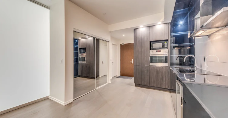 309-70 Temperance Street, Toronto, ON, M5H 4E8 - 12