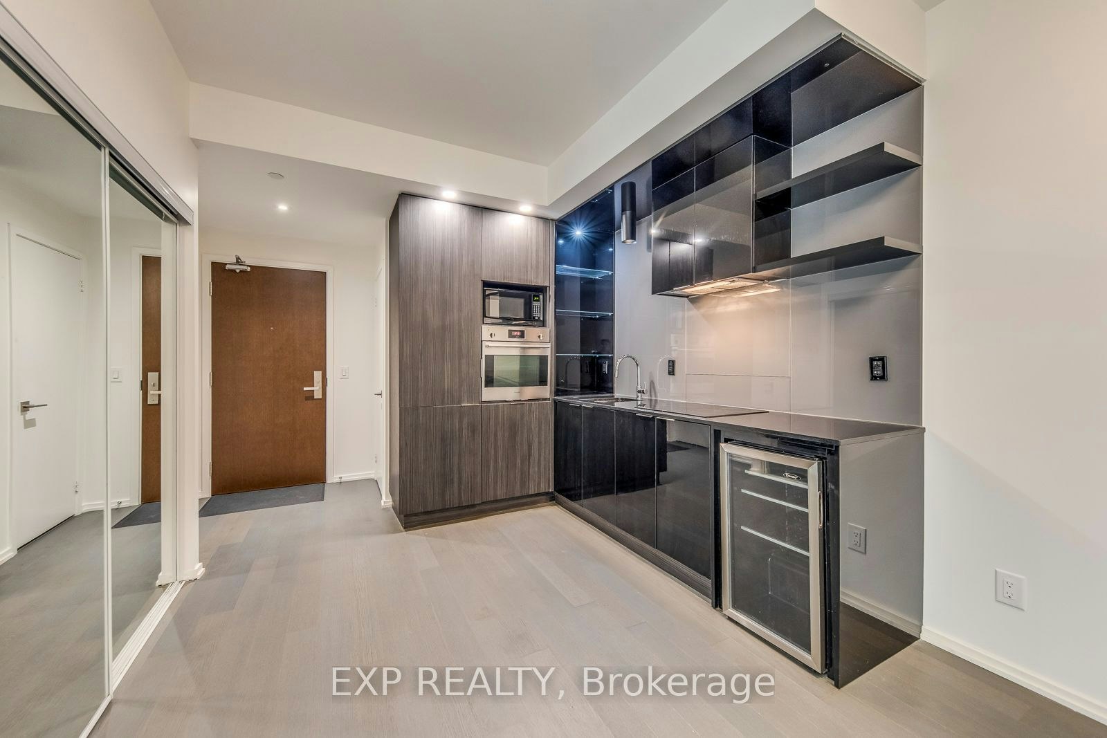 309-70 Temperance Street, Toronto, ON, M5H 4E8 - 11