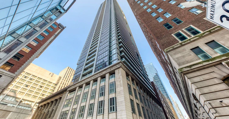 309-70 Temperance Street, Toronto, ON, M5H 4E8
