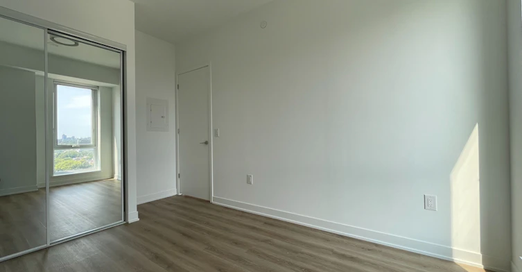 1502-10 Oak Street, Toronto, ON, M5A 0Z1 - 7