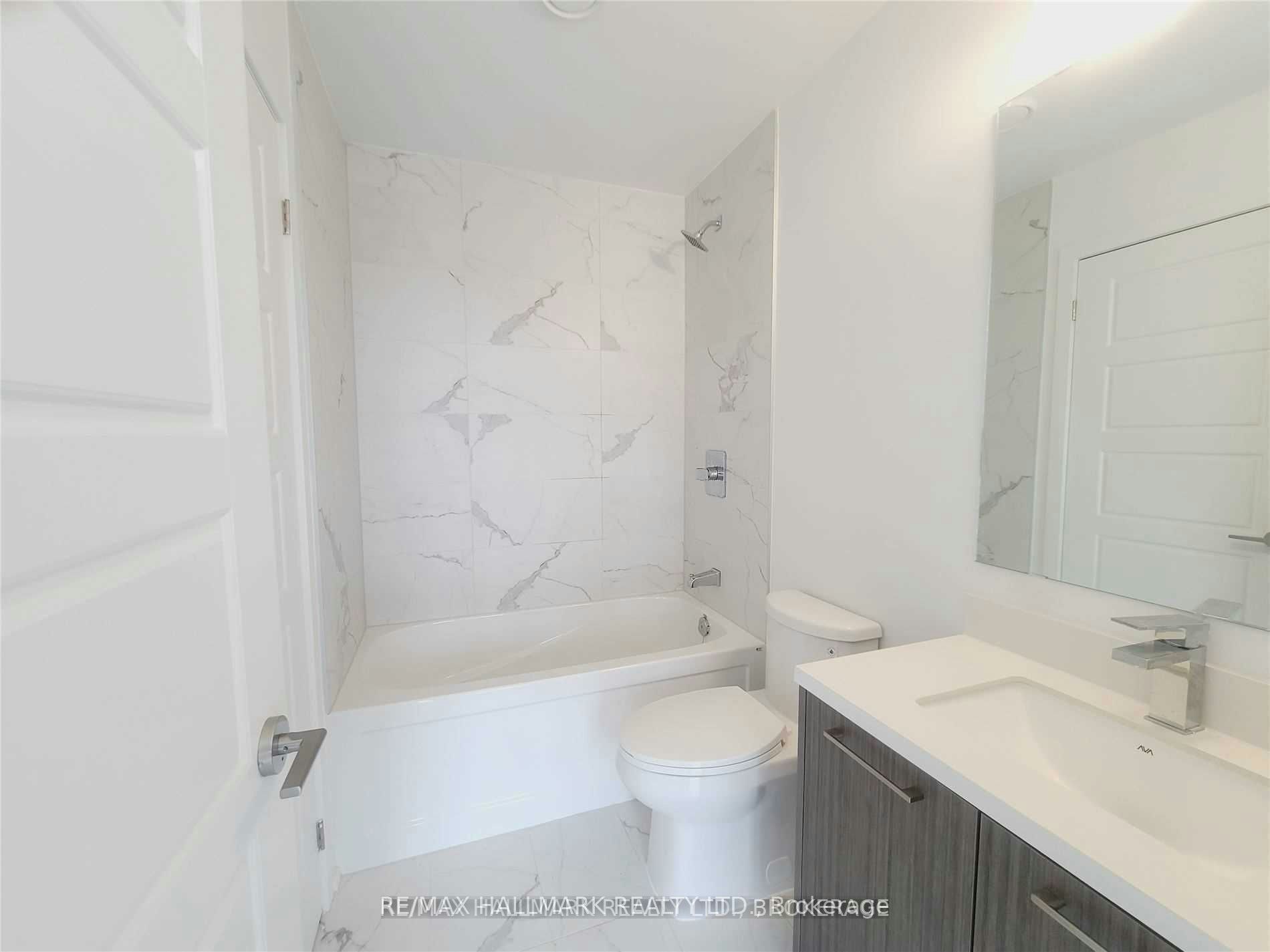 8-262 Finch Avenue E, Toronto, ON, M2N 0L3 - 8