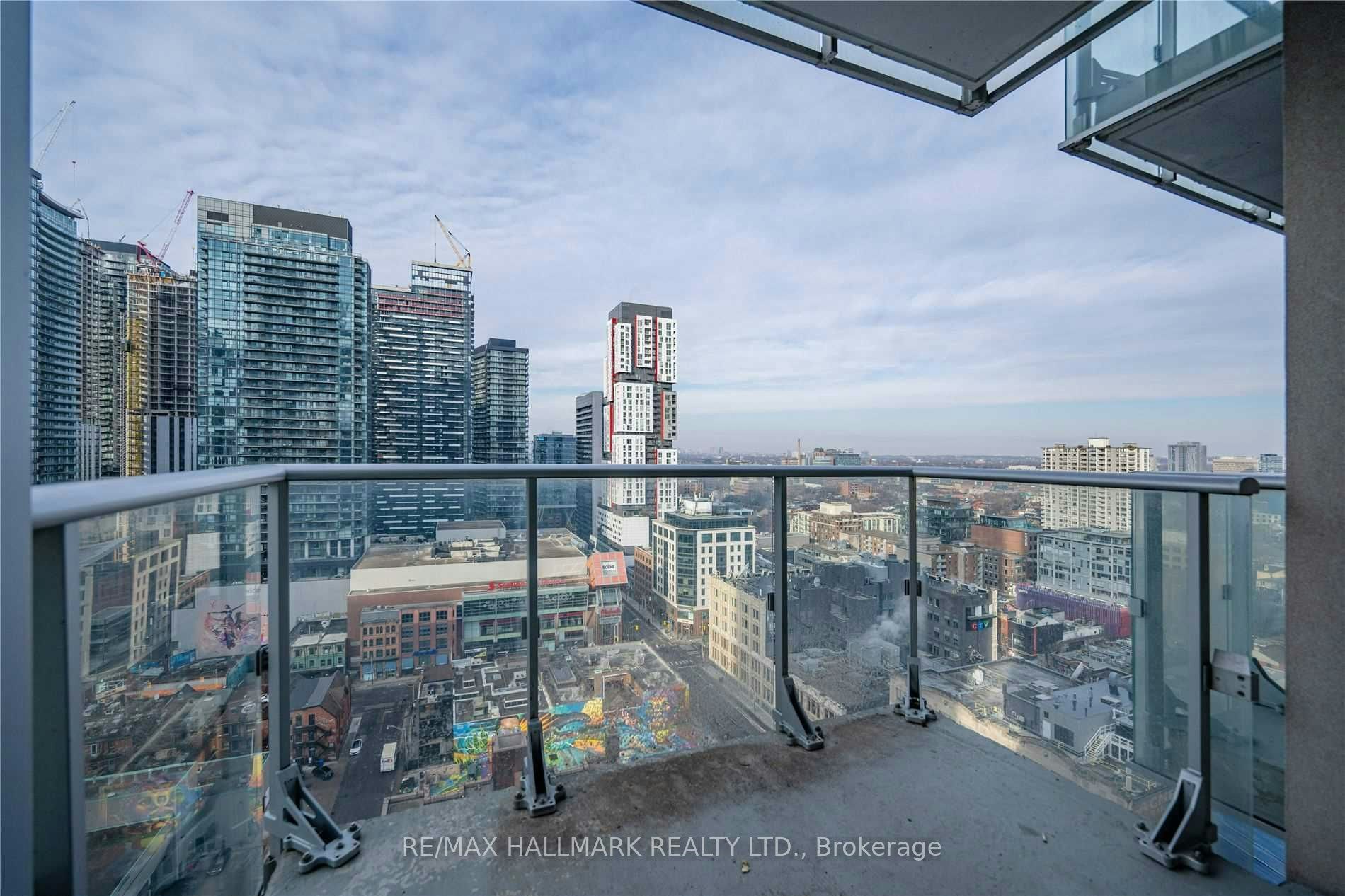 2107-30 Nelson Street, Toronto, ON, M5V 0H5 - 12