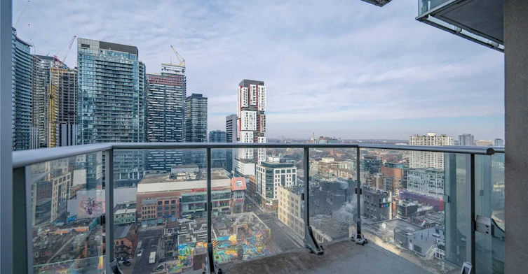 2107-30 Nelson Street, Toronto, ON, M5V 0H5 - 12