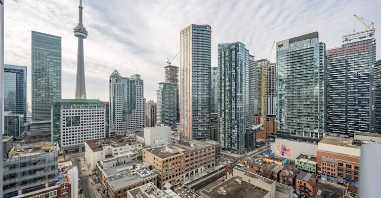 2107-30 Nelson Street, Toronto, ON, M5V 0H5 - 16