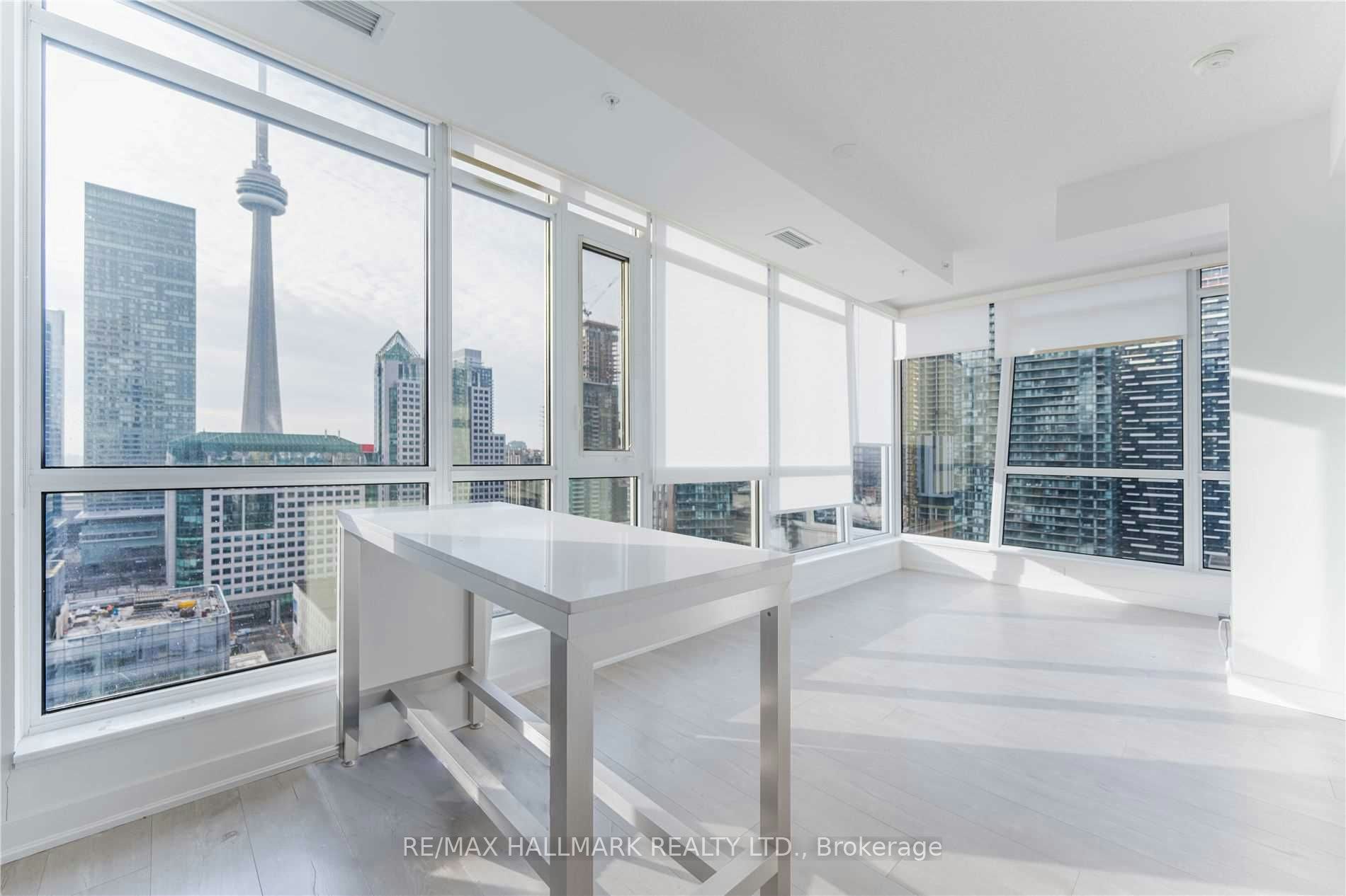 2107-30 Nelson Street, Toronto, ON, M5V 0H5 - 3