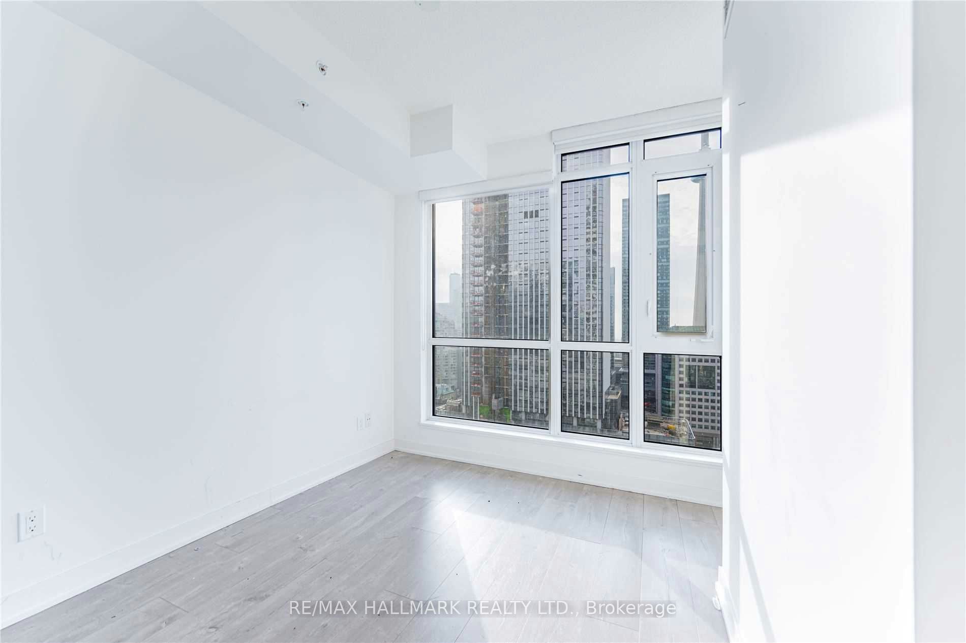 2107-30 Nelson Street, Toronto, ON, M5V 0H5 - 8