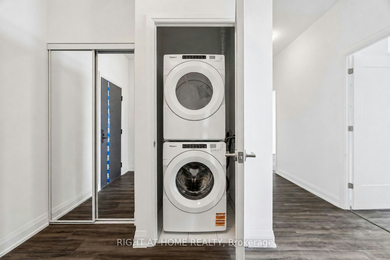 20 Soudan Avenue, Toronto, ON, M4S 0E2 - 24
