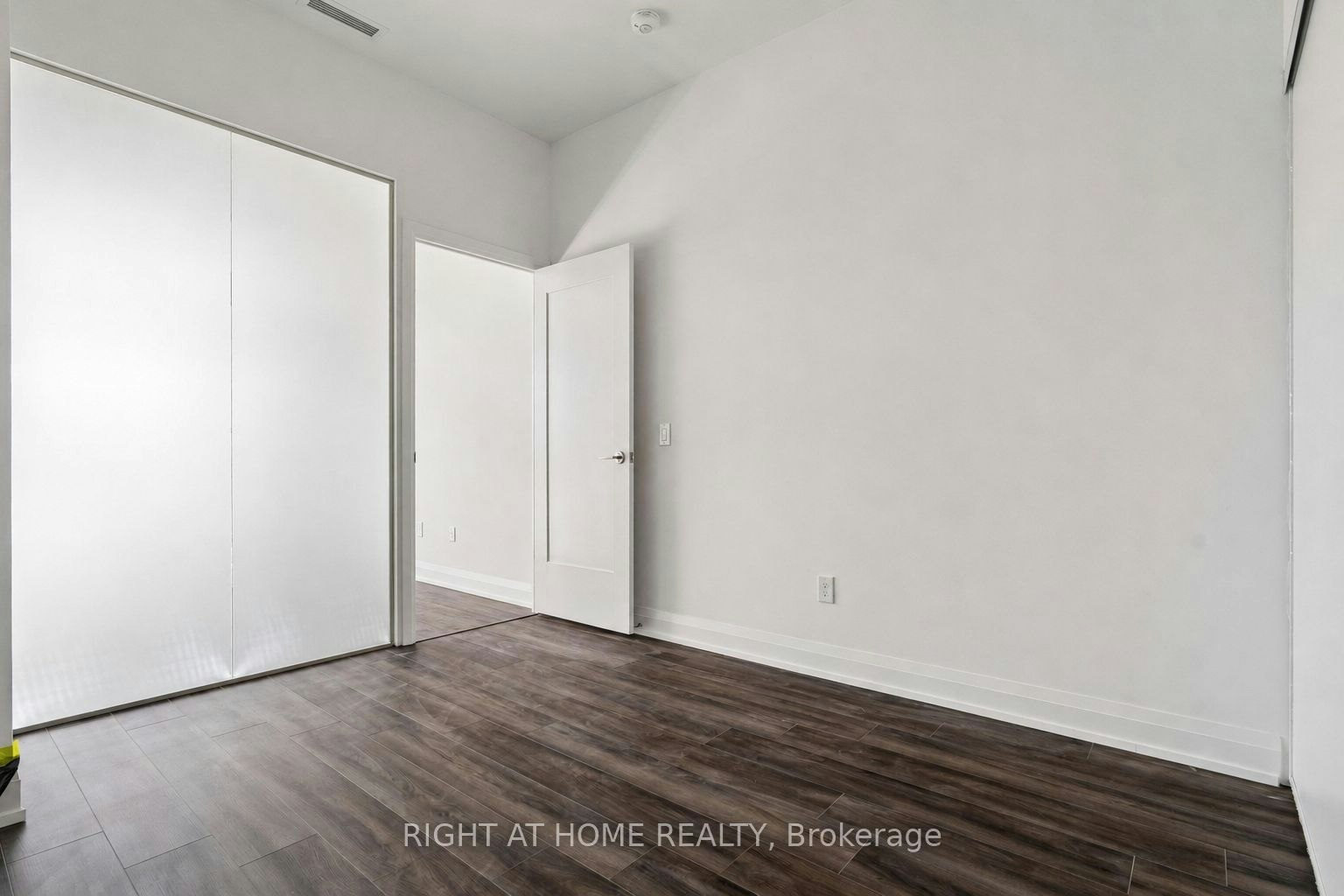 20 Soudan Avenue, Toronto, ON, M4S 0E2 - 19
