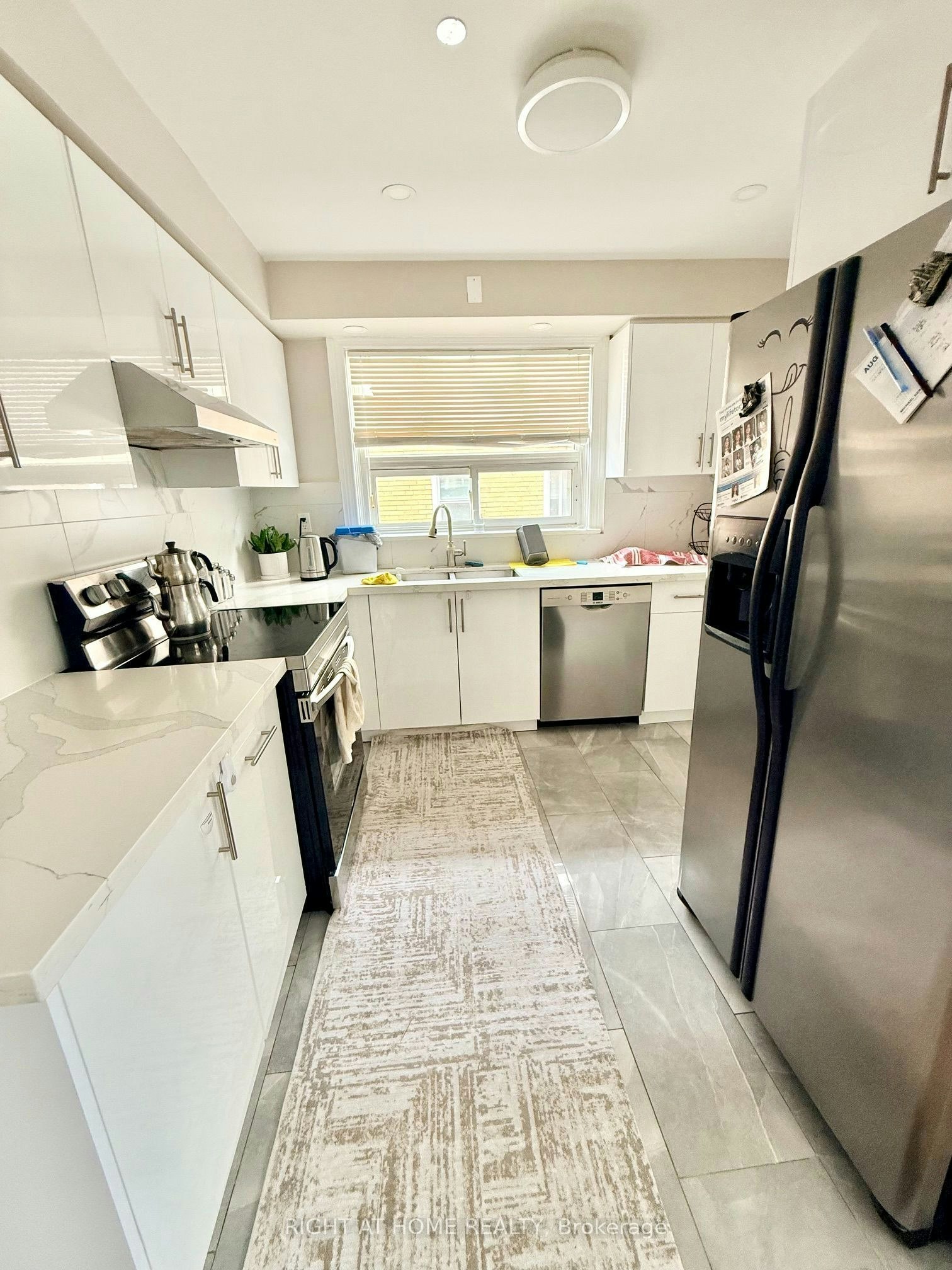 Main-53 Garthdale Court, Toronto, ON, M3H 5P7 - 13