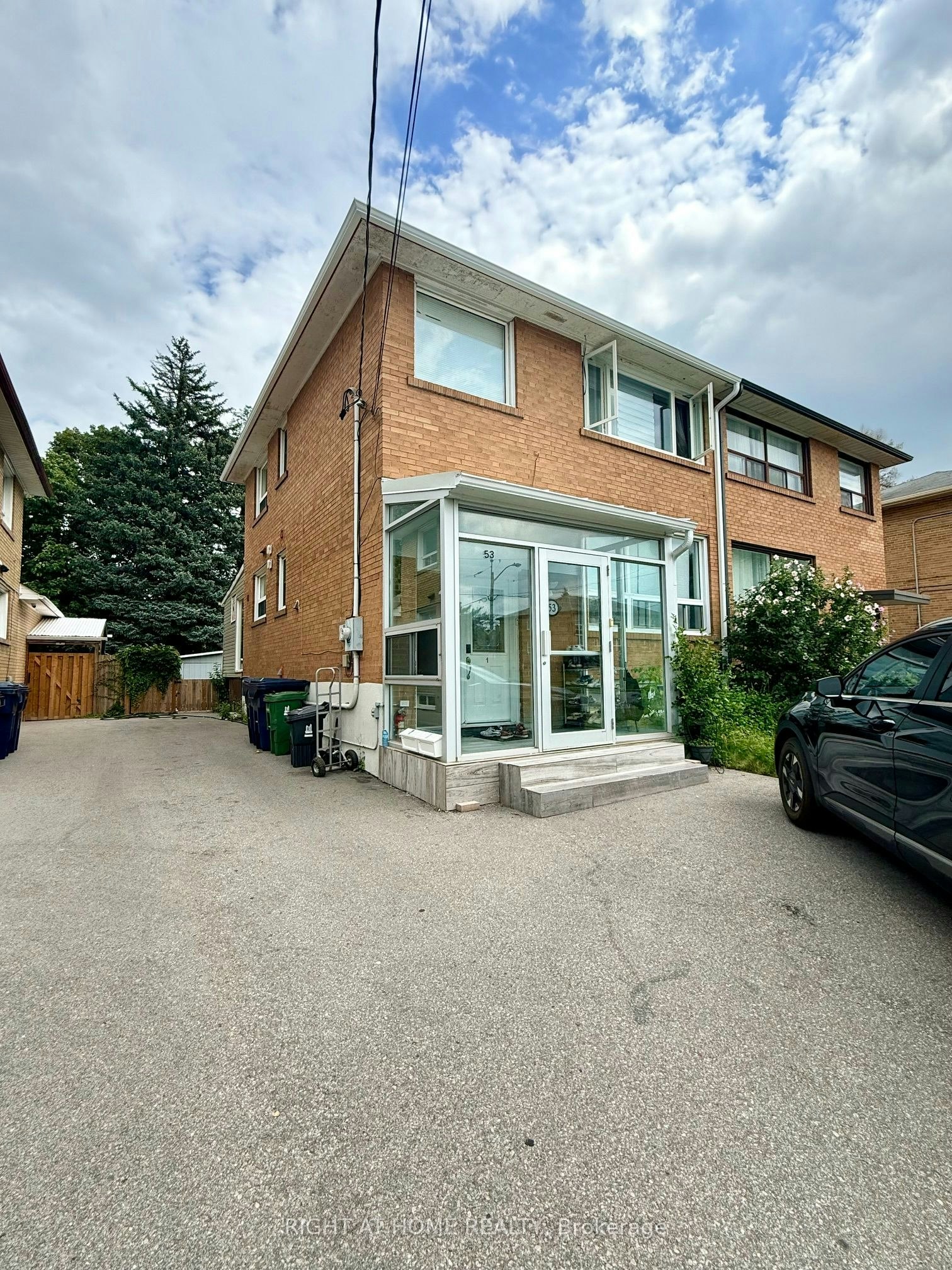 Main-53 Garthdale Court, Toronto, ON, M3H 5P7