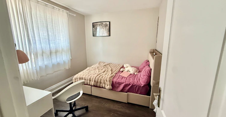 Main-53 Garthdale Court, Toronto, ON, M3H 5P7 - 2
