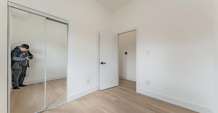 712 Eglinton Avenue E, Toronto, ON, M4G 2K7 - 26