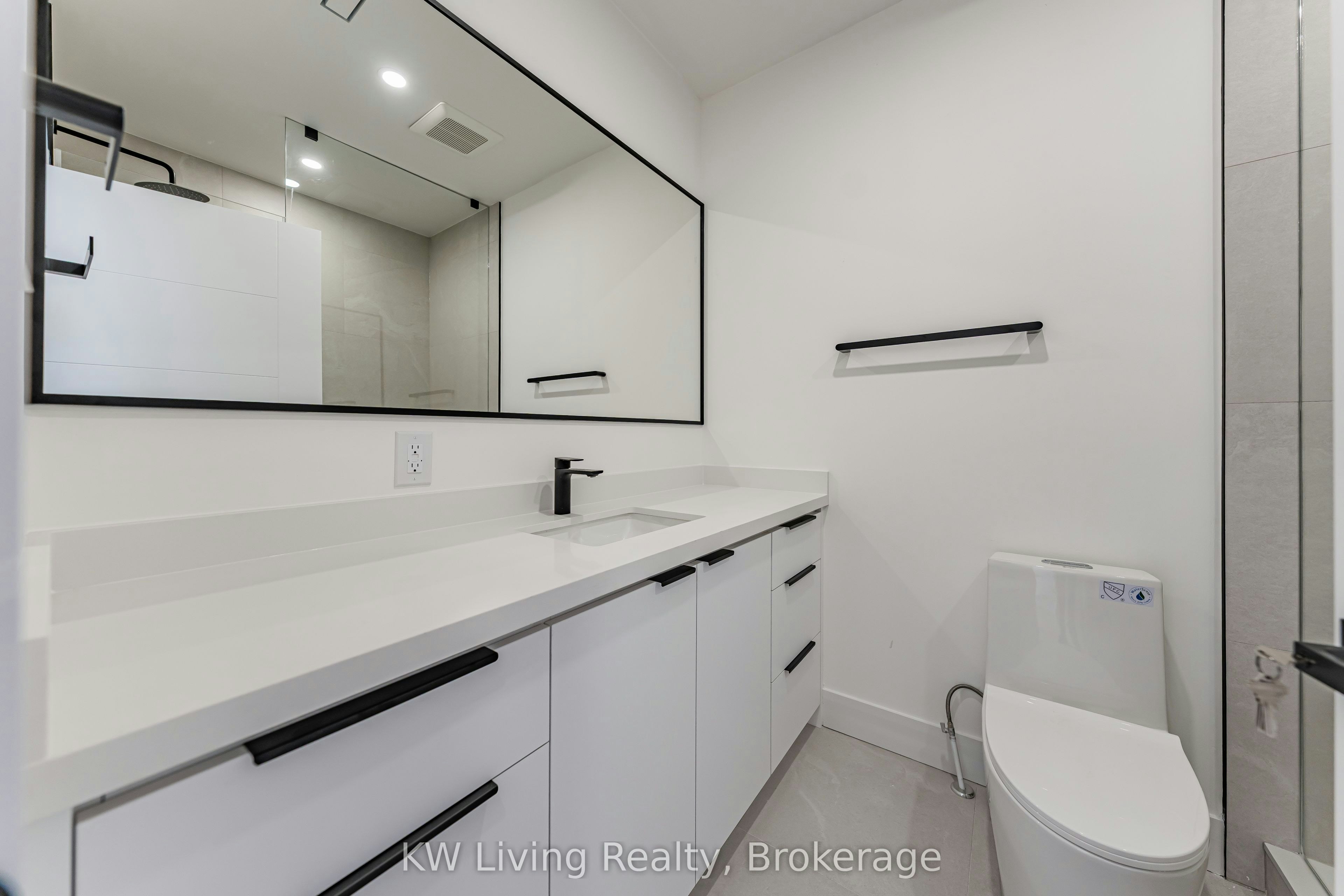 712 Eglinton Avenue E, Toronto, ON, M4G 2K7 - 14