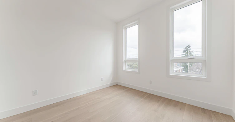 712 Eglinton Avenue E, Toronto, ON, M4G 2K7 - 19