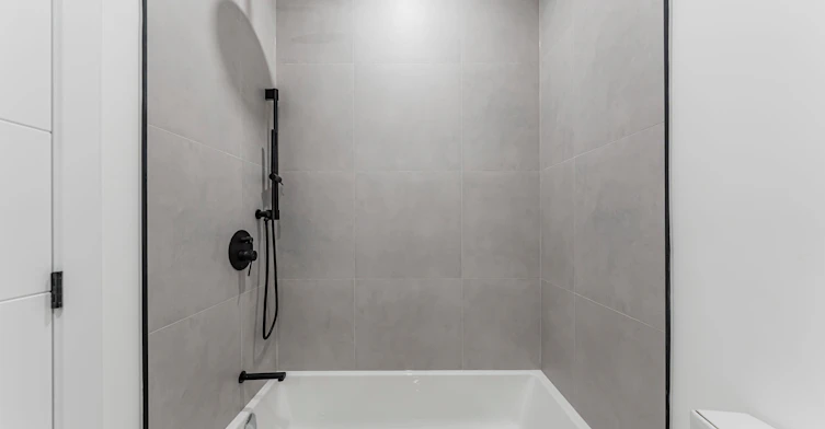 712 Eglinton Avenue E, Toronto, ON, M4G 2K7 - 35