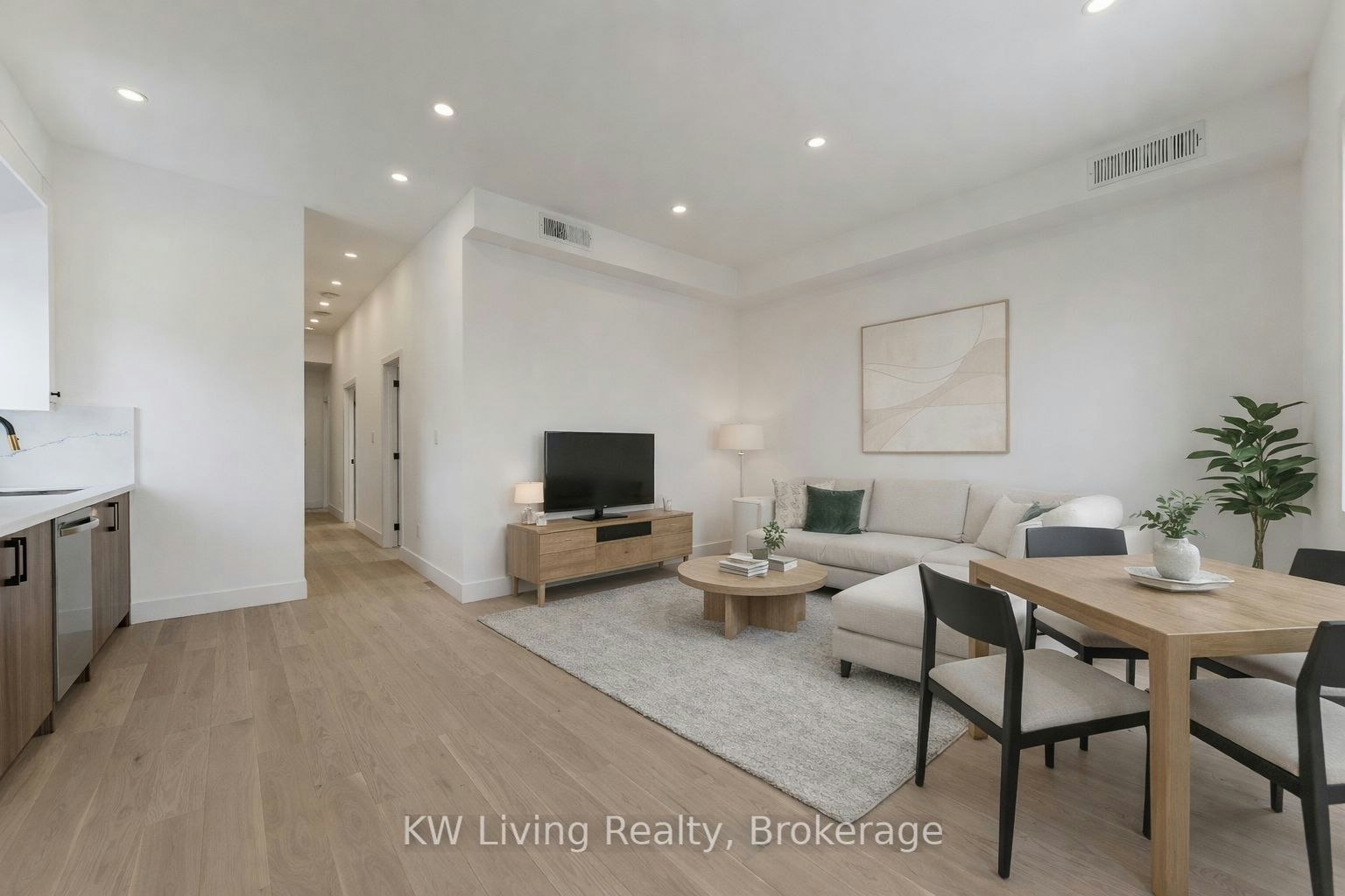 712 Eglinton Avenue E, Toronto, ON, M4G 2K7 - 2